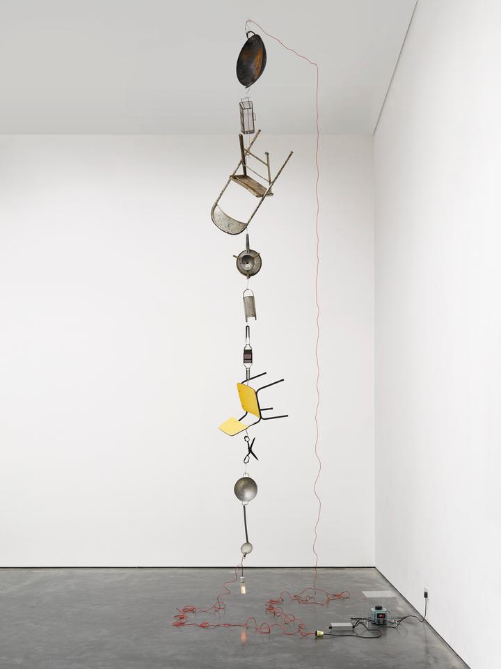 Mona Hatoum - Electrified (variable II) - 1