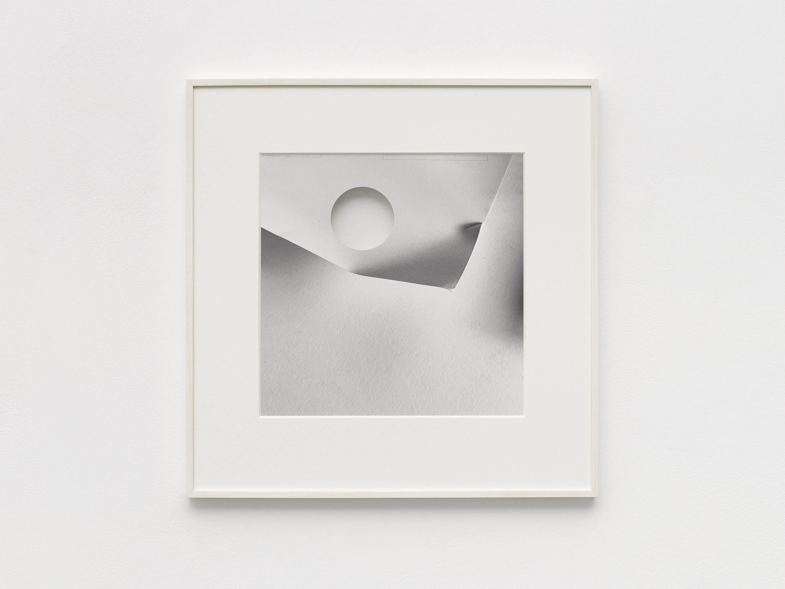 Cerith Wyn Evans - …peal (I) - 1