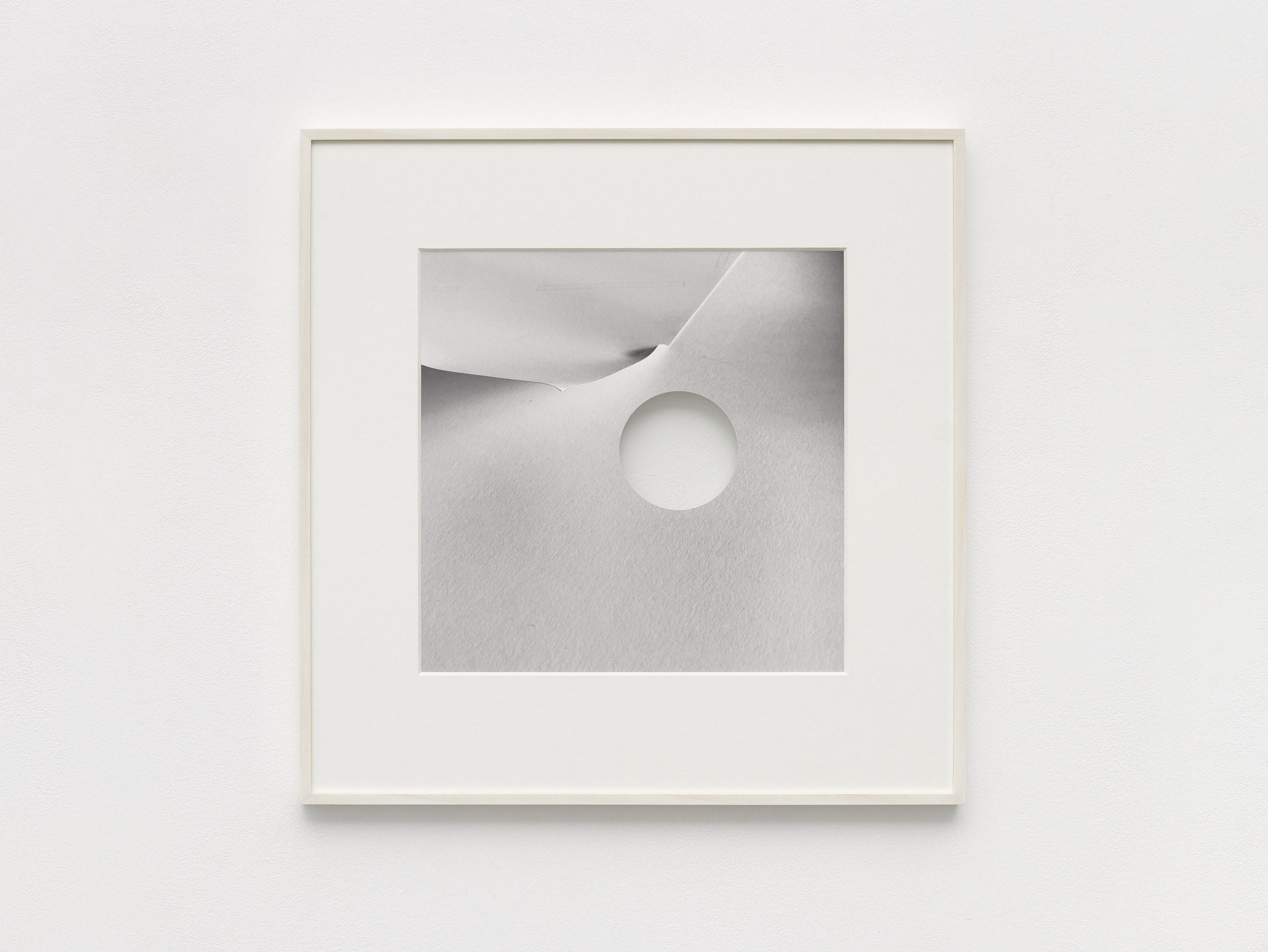 Cerith Wyn Evans - …peal (II) - 2