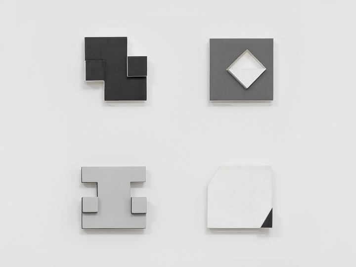 Lygia Pape - Livro Noite e Dia (Book of Night and Day) - 1