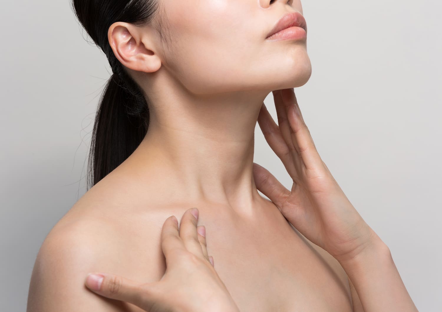 NECK&CHEST_shutterstock_1954091194